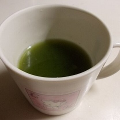 健康飲料←勝手に呼んでいる私（笑）緑茶、青汁、蜂蜜で、簡単にできて、おいしいから（ニコニコ）また飲んじゃったわぁ～（＾＿＾）おいしかったよ＾＾